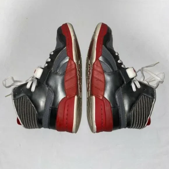 Reebok Commitment Mid RARE RETRO D Silver White Red Shark 8 Vintage